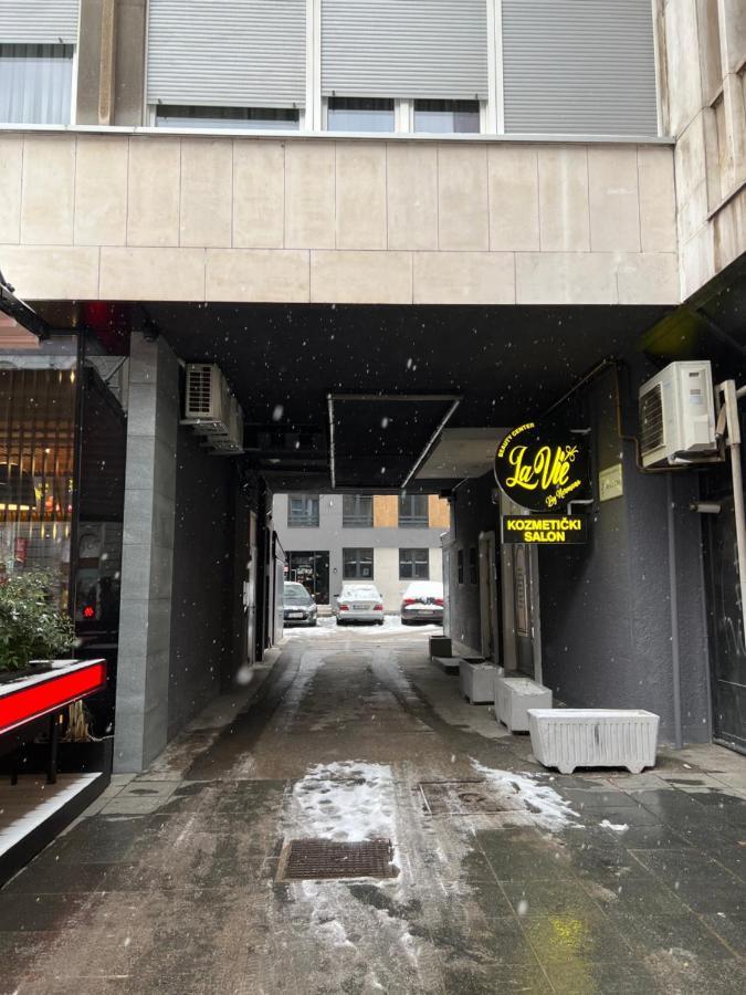 Modern And Bright - Main Street Aparthotel